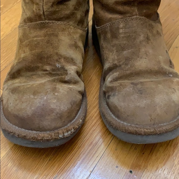 UGG Boots - Picture 7 of 10